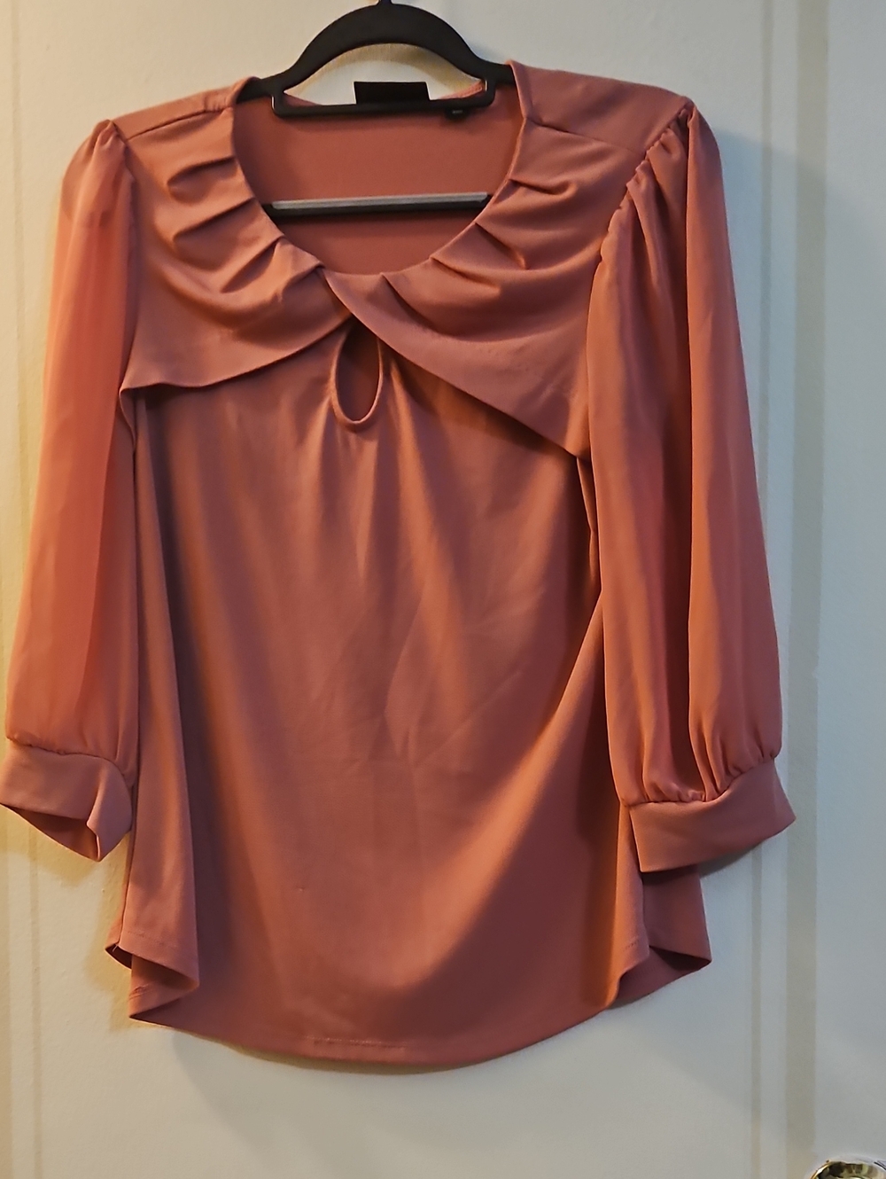 New York & Company 7th Avenue Rose Keyhole Puff Sleeve Blouse,  Medium
